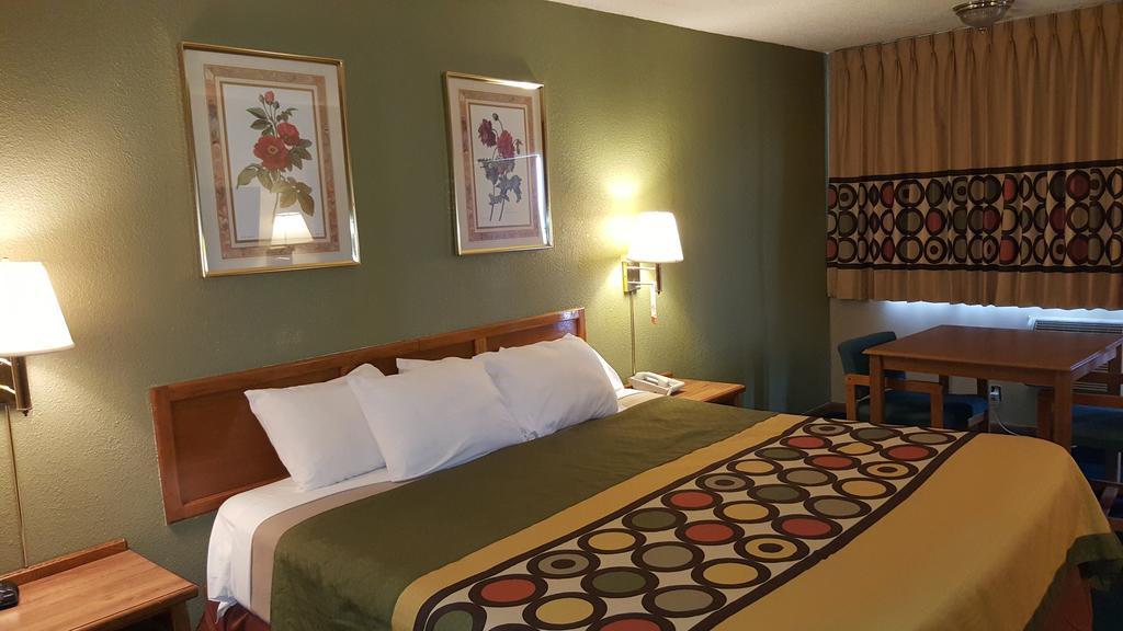 Budgetel Inn & Suites Butler Exterior foto